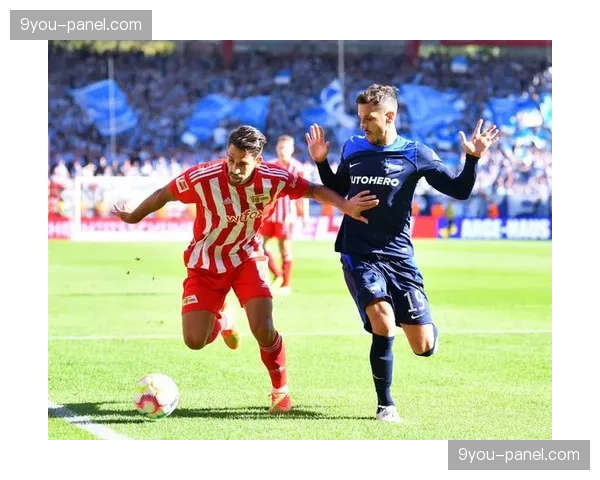 赛前最后一练，莱比锡全队重点演练定位球攻防。